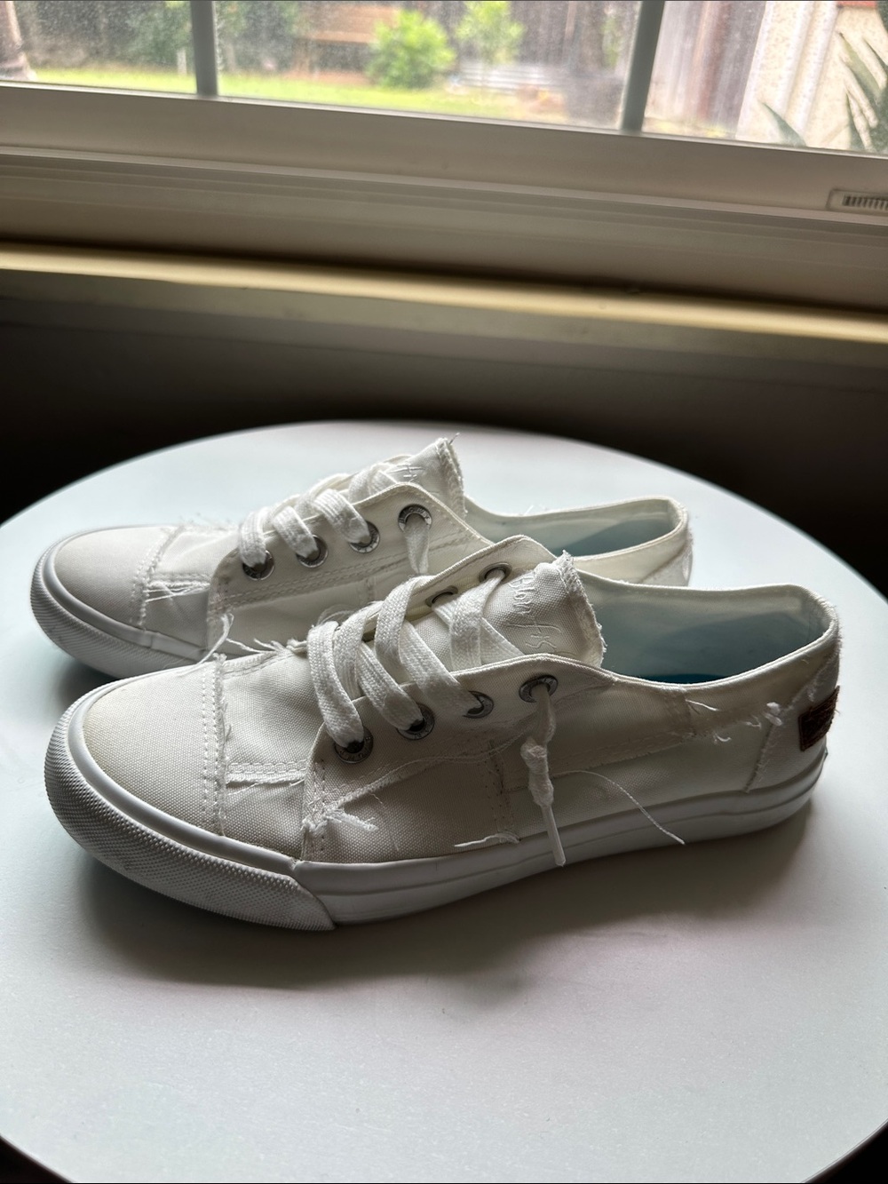 Blowfish White Canvas Low-Top Sneakers
